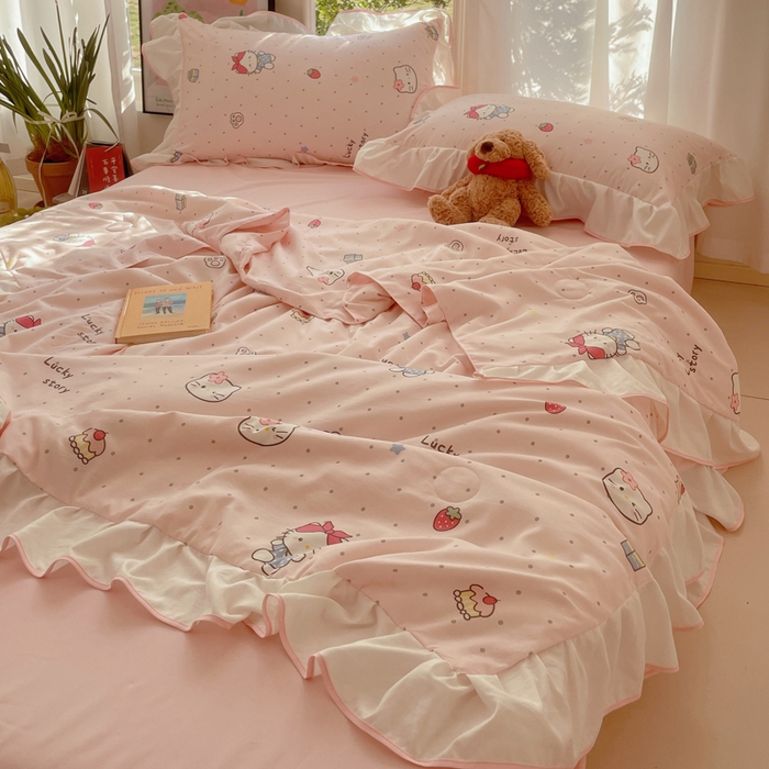 91家纺网 家纺一手货源 找家纺 桃心家居 2025新款A类云柔水洗棉花边韩版少女可爱仙仙大豆单夏被夏凉被空调被四件套 水洗棉花边-夏被甜甜猫咪