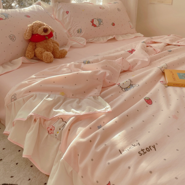 91家纺网 家纺一手货源 找家纺 桃心家居 2025新款A类云柔水洗棉花边韩版少女可爱仙仙大豆单夏被夏凉被空调被四件套 水洗棉花边-夏被甜甜猫咪