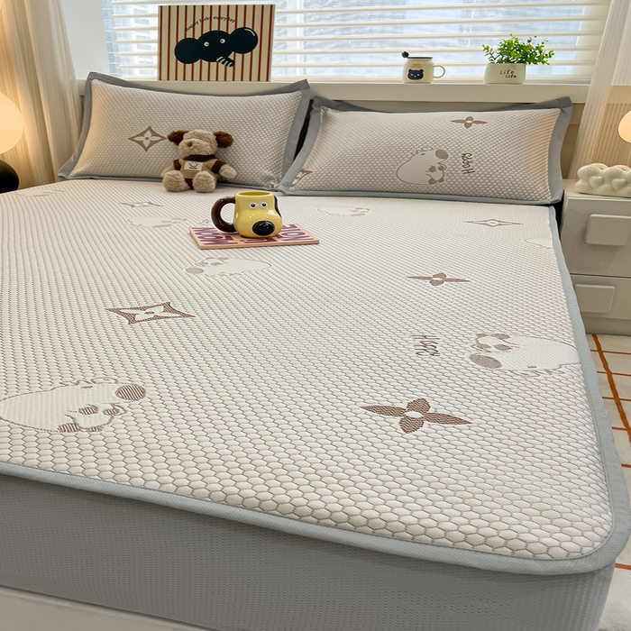 91家纺网 家纺一手货源 找家纺 857家居 2025新款卡皮巴拉凉豆豆凉席套件-床笠款 卡皮巴拉-咖色