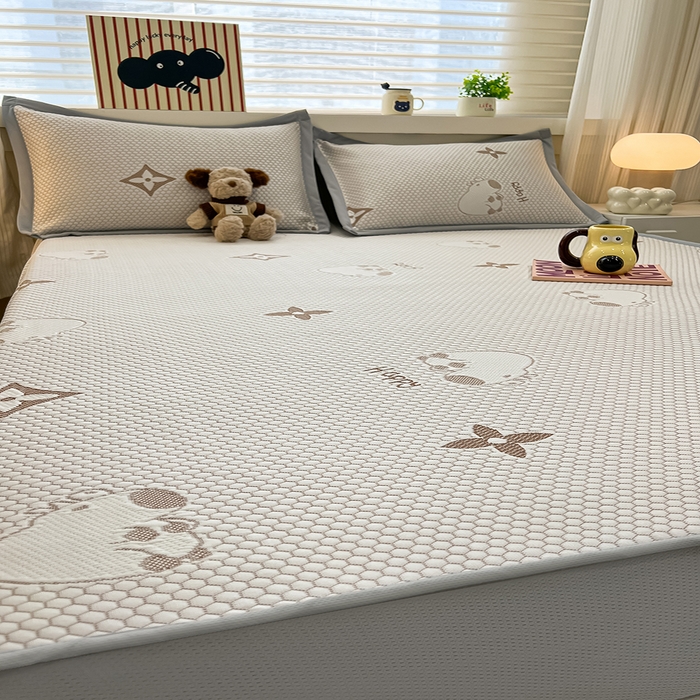 91家纺网 家纺一手货源 找家纺 857家居 2025新款卡皮巴拉凉豆豆凉席套件-床笠款 卡皮巴拉-咖色