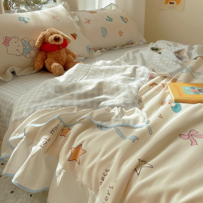 91家纺网 家纺一手货源 找家纺 桃心家居 2025新款A类云柔水洗棉花边韩版少女可爱仙仙大豆单夏被夏凉被空调被四件套 水洗棉花边-夏被猫咪日记