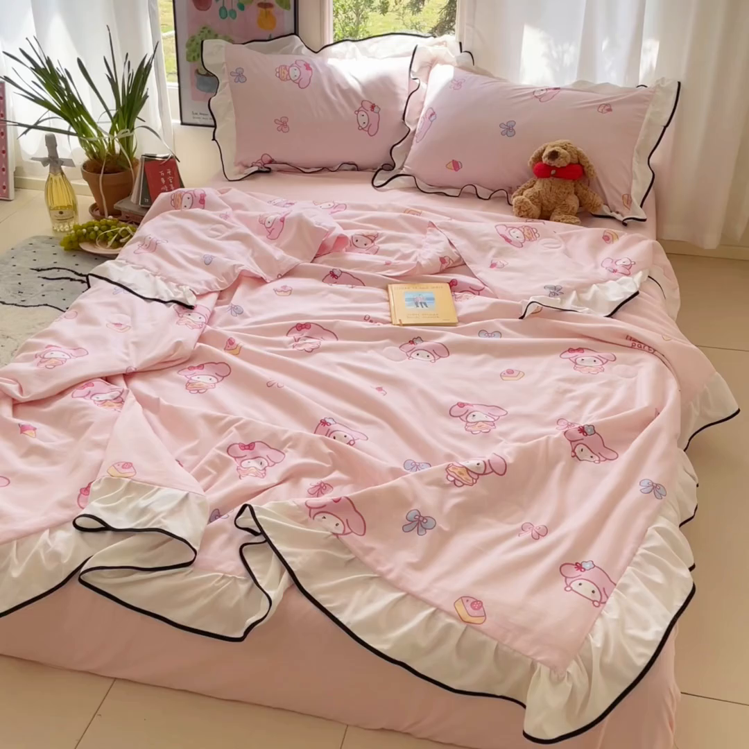 91家纺网 家纺一手货源 找家纺 桃心家居 2025新款A类云柔水洗棉花边韩版少女可爱仙仙大豆单夏被夏凉被空调被四件套 水洗棉花边-夏被甜品兔兔