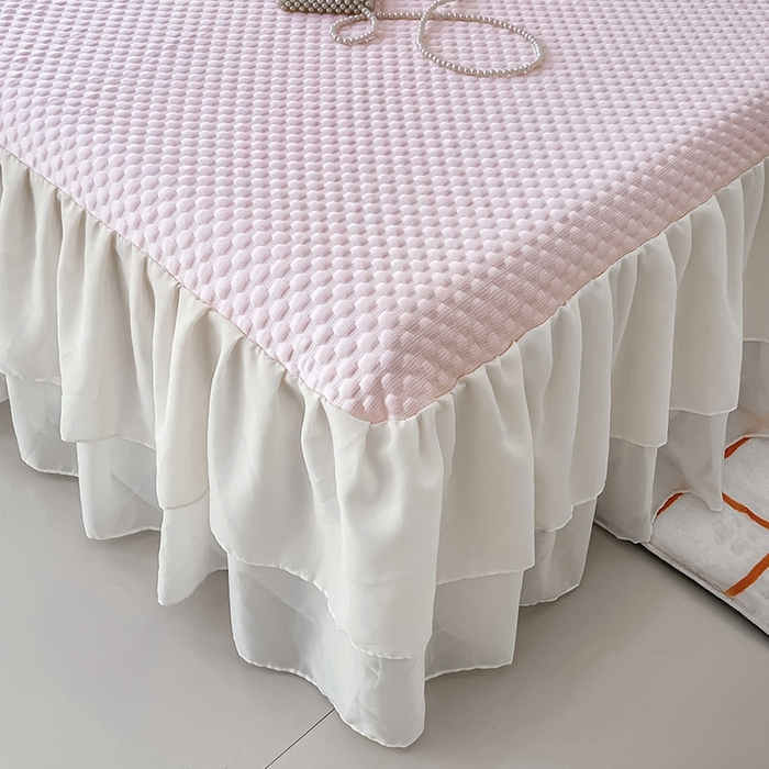 91家纺网 家纺一手货源 找家纺 857家居 2025新款冰雪凉豆豆床裙凉席三件套 冰雪豆豆席粉