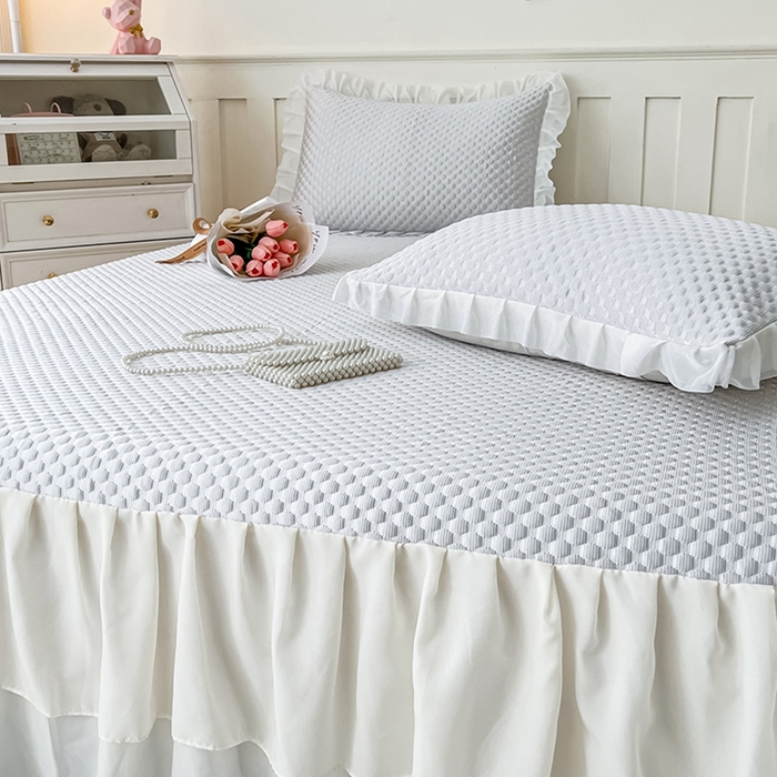 91家纺网 家纺一手货源 找家纺 857家居 2025新款冰雪凉豆豆床裙凉席三件套 冰雪豆豆席灰