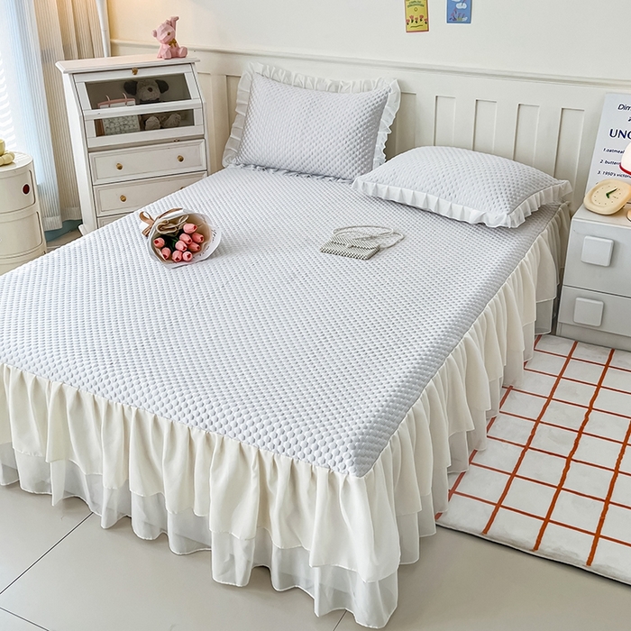 91家纺网 家纺一手货源 找家纺 857家居 2025新款冰雪凉豆豆床裙凉席三件套 冰雪豆豆席灰