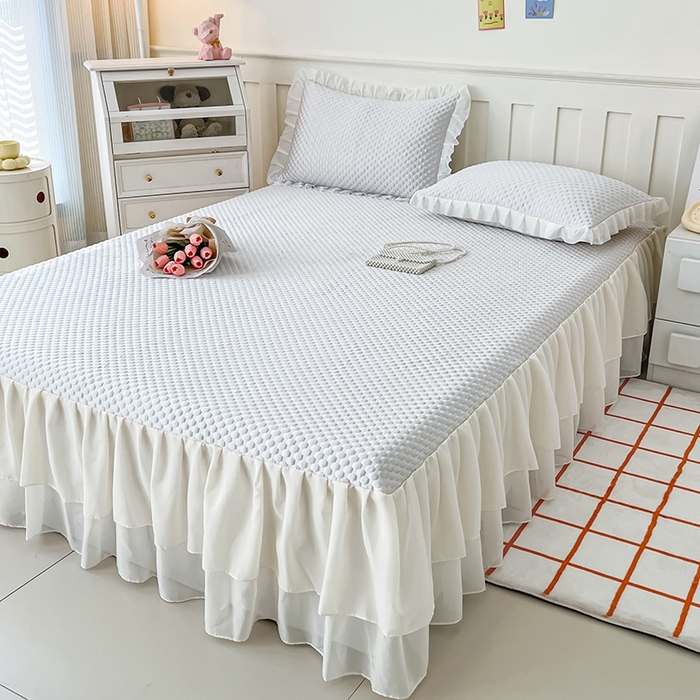 91家纺网 家纺一手货源 找家纺 857家居 2025新款冰雪凉豆豆床裙凉席三件套 冰雪豆豆席灰