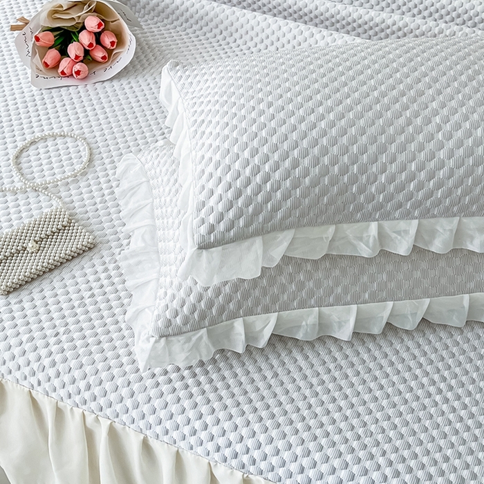 91家纺网 家纺一手货源 找家纺 857家居 2025新款冰雪凉豆豆床裙凉席三件套 冰雪豆豆席灰