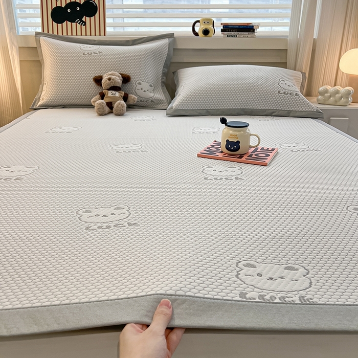 91家纺网 家纺一手货源 找家纺 （总）857家居 2025新款提花冰豆豆凉席三件套