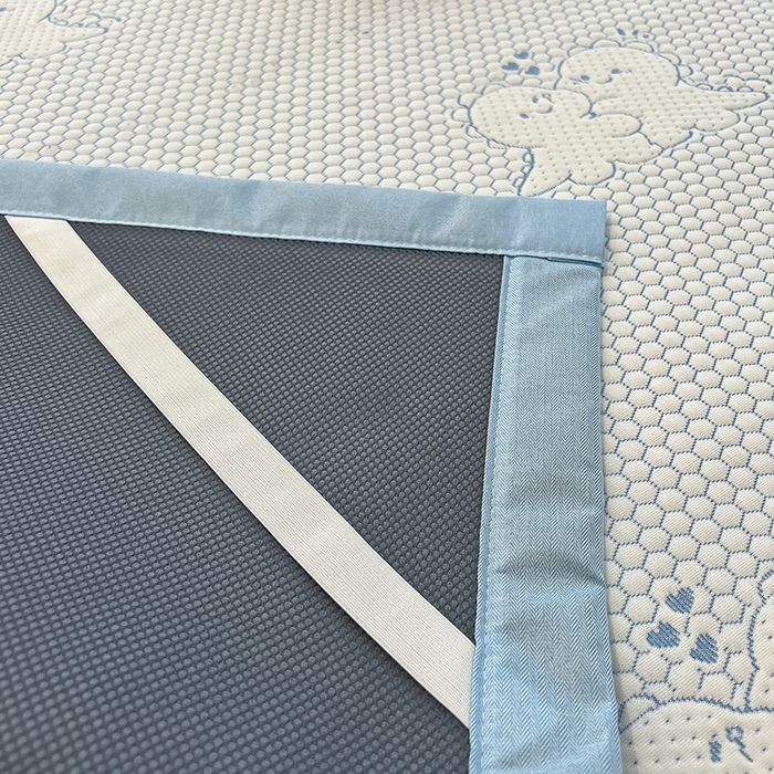 91家纺网 家纺一手货源 找家纺 857家居 2025新款提花冰豆豆凉席三件套 豆豆席蓝恐龙