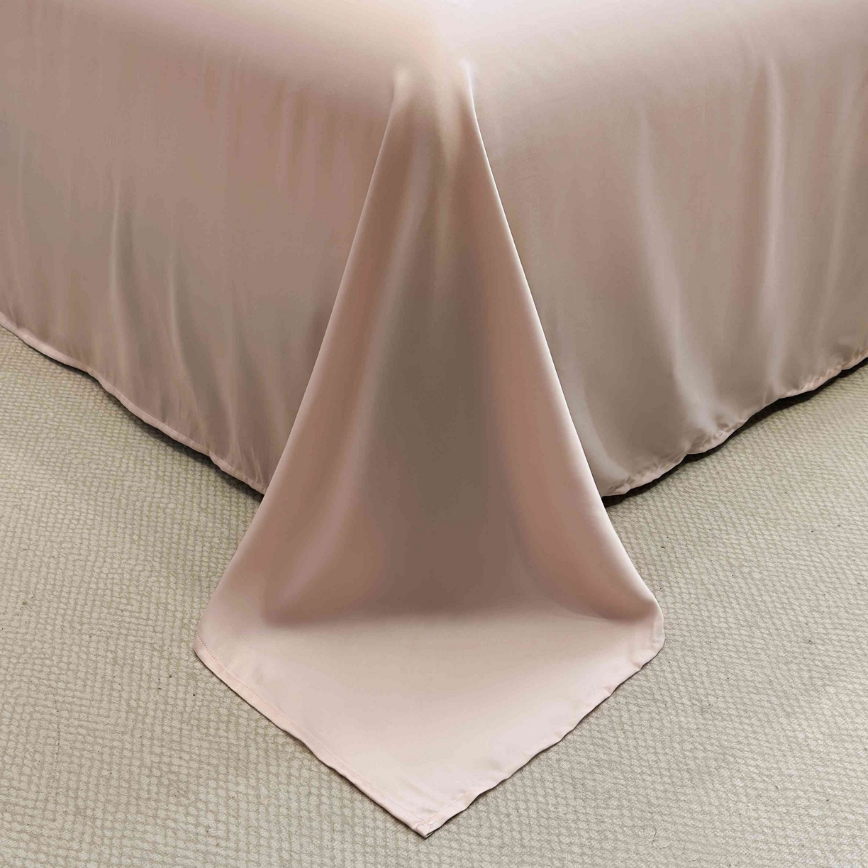 91家纺网 家纺一手货源 找家纺 2025新款100%兰精天丝60支夏被单品夏被四件套 水粉