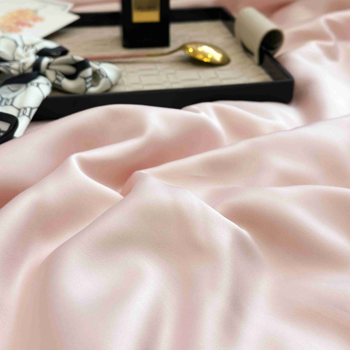 91家纺网 家纺一手货源 找家纺 2025新款100%兰精天丝60支夏被单品夏被四件套 水粉