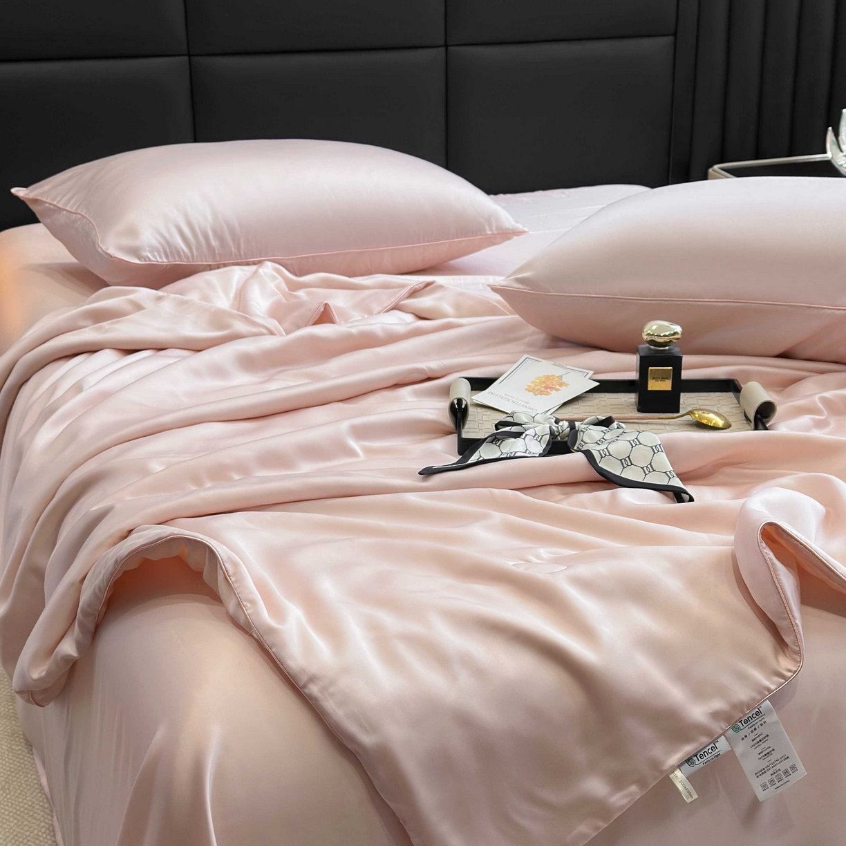 91家纺网 家纺一手货源 找家纺 2025新款100%兰精天丝60支夏被单品夏被四件套 水粉