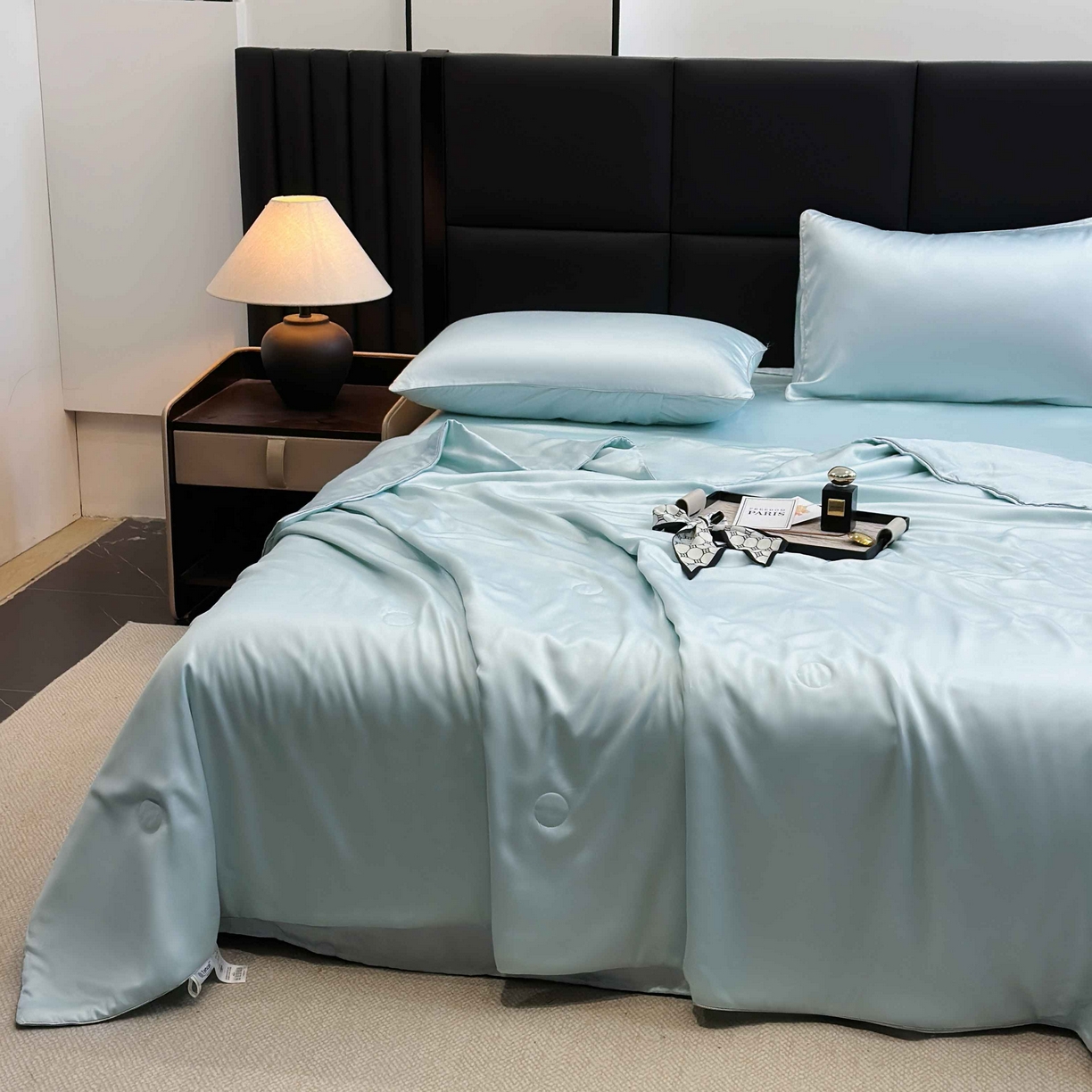 91家纺网 家纺一手货源 找家纺 2025新款100%兰精天丝60支夏被单品夏被四件套 天水蓝