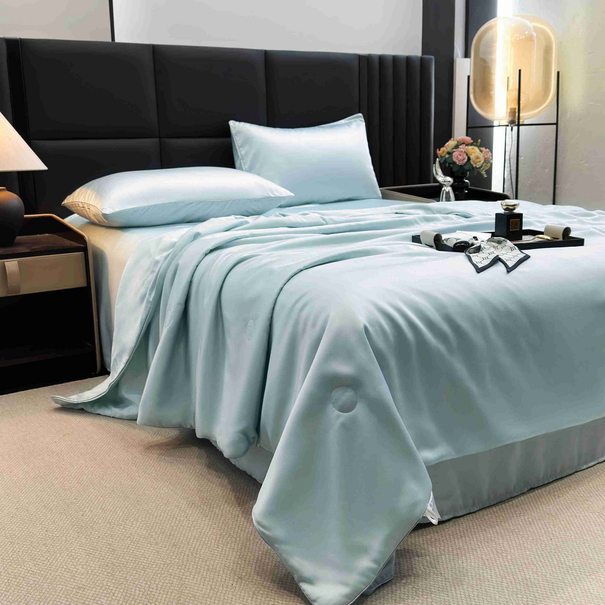 91家纺网 家纺一手货源 找家纺 2025新款100%兰精天丝60支夏被单品夏被四件套 天水蓝