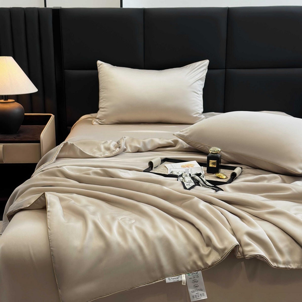 91家纺网 家纺一手货源 找家纺 2025新款100%兰精天丝60支夏被单品夏被四件套 香槟