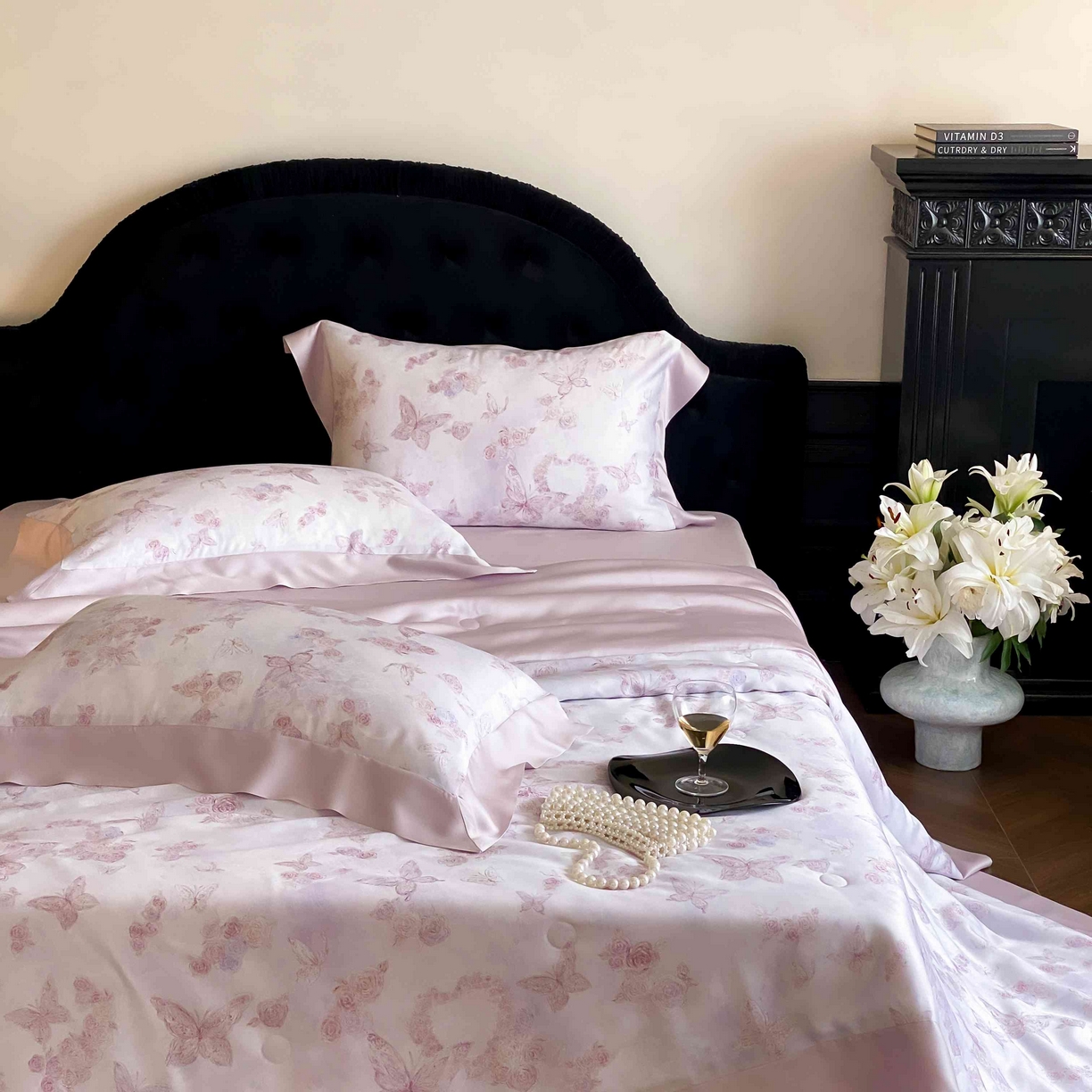 91家纺网 家纺一手货源 找家纺 太古汇家居 2025新款兰精天丝活性数码印花夏被系列 花蝶轻舞-紫色