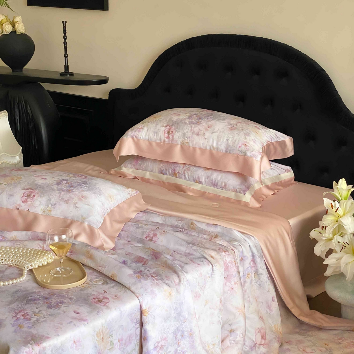 91家纺网 家纺一手货源 找家纺 太古汇家居 2025新款兰精天丝活性数码印花夏被系列 瑾尚花语-粉色