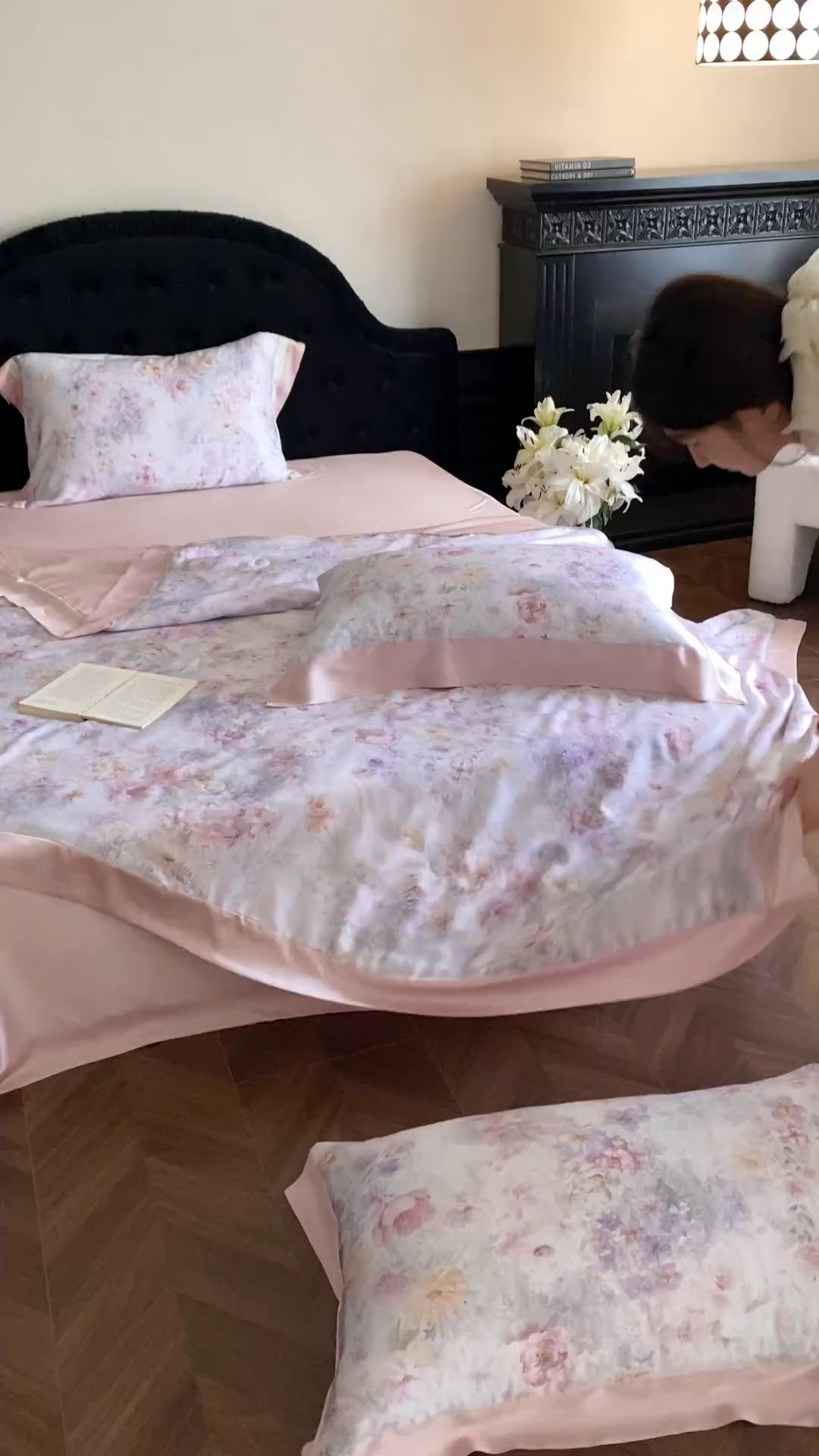 91家纺网 家纺一手货源 找家纺 太古汇家居 2025新款兰精天丝活性数码印花夏被系列 瑾尚花语-粉色