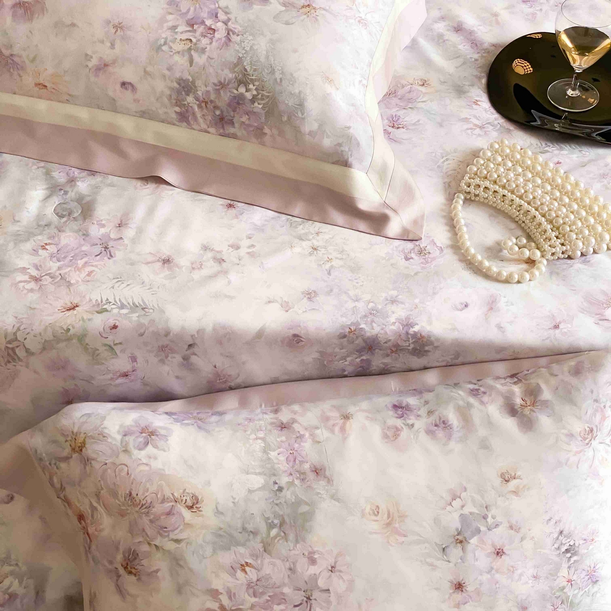 91家纺网 家纺一手货源 找家纺 太古汇家居 2025新款兰精天丝活性数码印花夏被系列 瑾尚花语-紫色