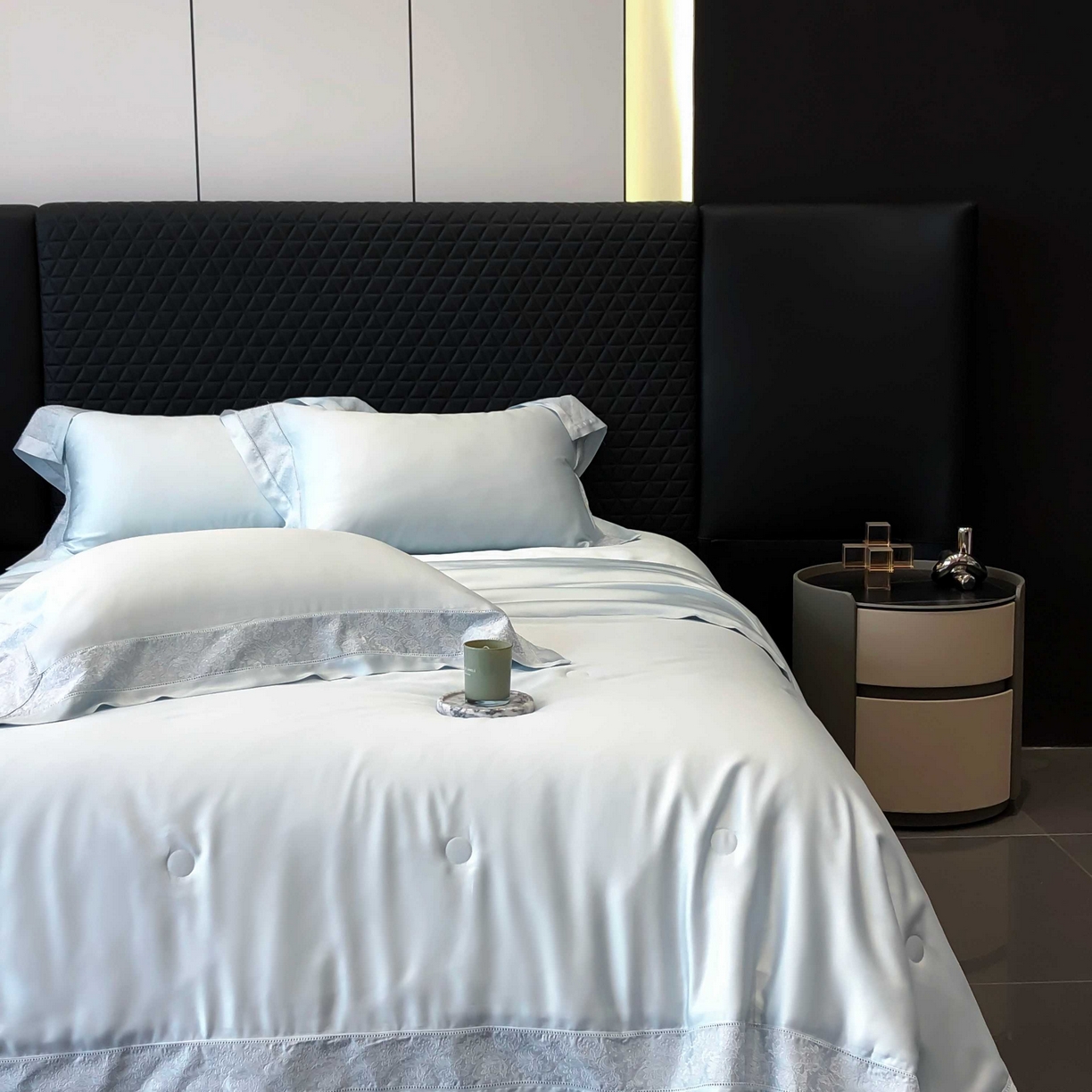 91家纺网 家纺一手货源 找家纺 太古汇家居 2025新款天丝镂空夏被“芙蕾特”系列 芙蕾特-水蓝