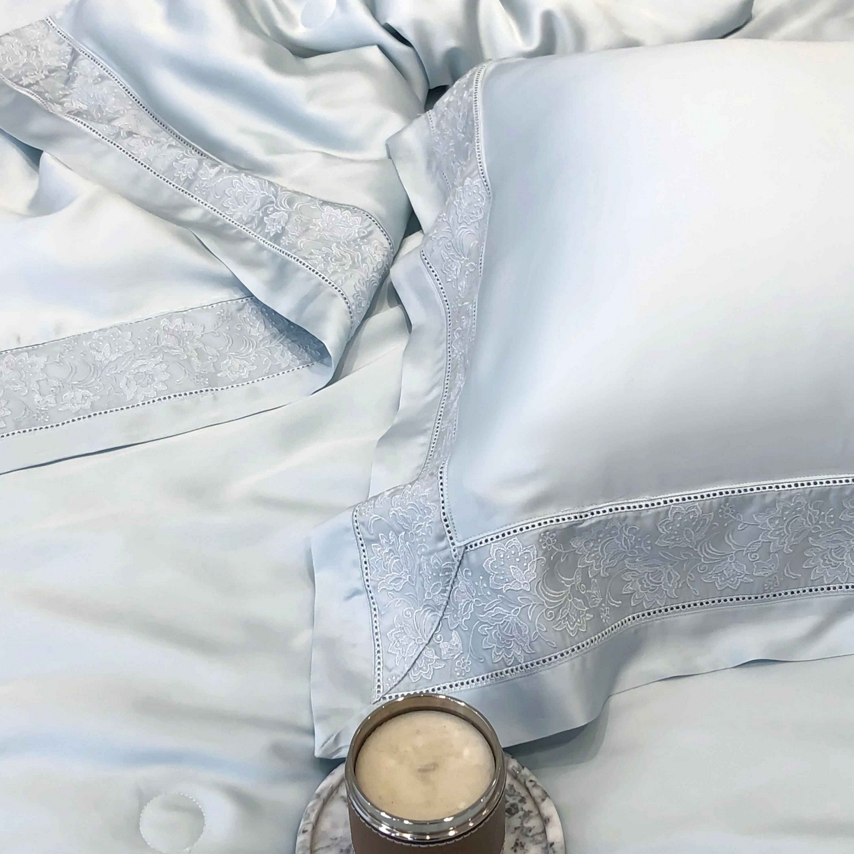 91家纺网 家纺一手货源 找家纺 太古汇家居 2025新款天丝镂空夏被“芙蕾特”系列 芙蕾特-水蓝