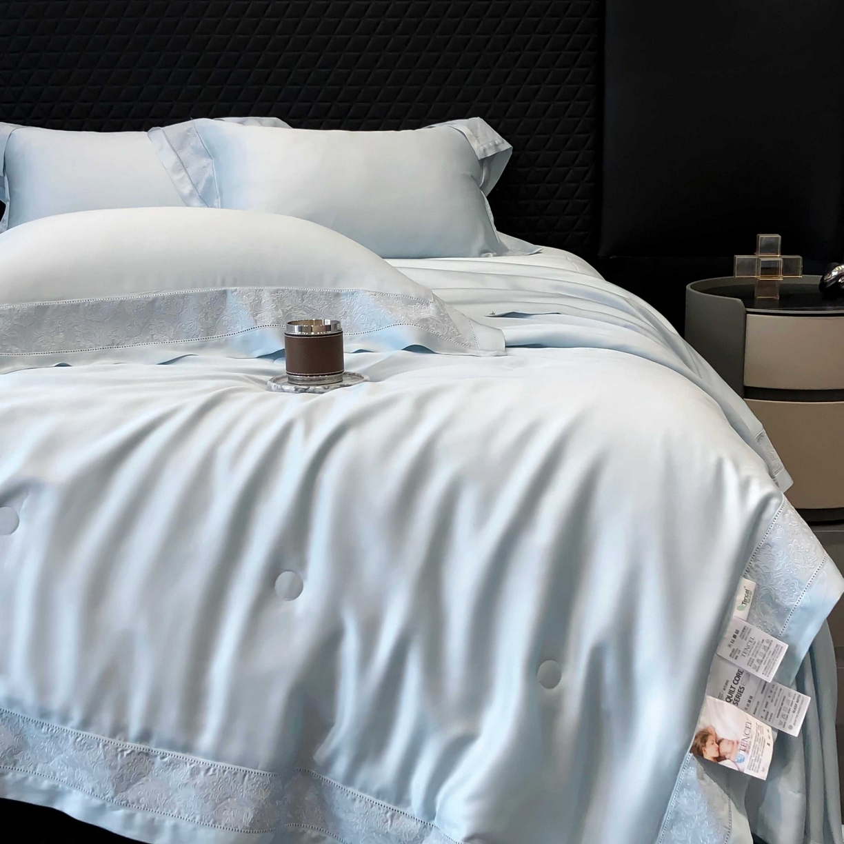 91家纺网 家纺一手货源 找家纺 太古汇家居 2025新款天丝镂空夏被“芙蕾特”系列 芙蕾特-水蓝