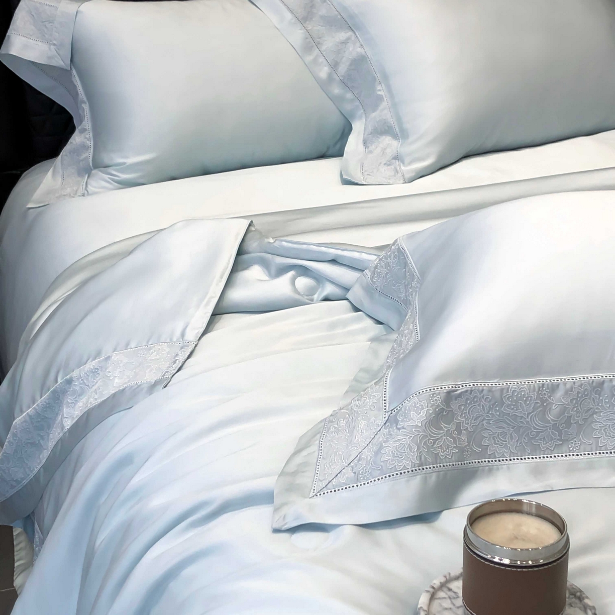 91家纺网 家纺一手货源 找家纺 太古汇家居 2025新款天丝镂空夏被“芙蕾特”系列 芙蕾特-水蓝