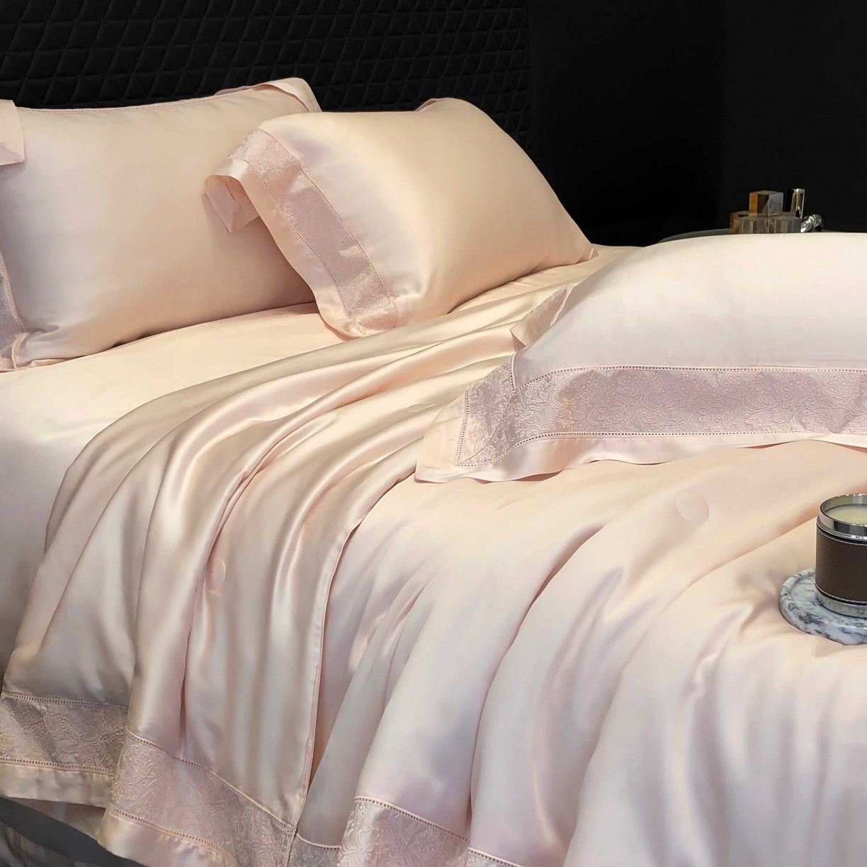 91家纺网 家纺一手货源 找家纺 太古汇家居 2025新款天丝镂空夏被“芙蕾特”系列 芙蕾特-玉粉