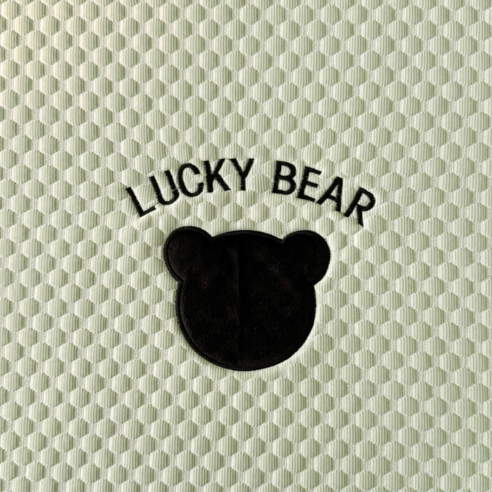 91家纺网 家纺一手货源 找家纺 梵朴 2025新款直播贴布刺绣凉感凉豆豆凉席席子三件套空调软席-幸运熊系列 幸运熊-绿