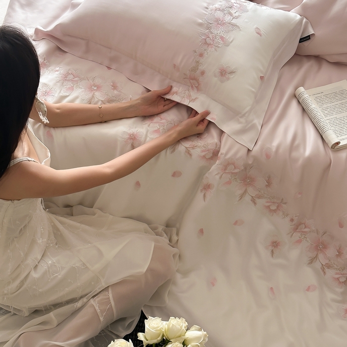 91家纺网 家纺一手货源 找家纺 （总）佳汐蓝2025新款60兰精天丝+绣花 花沐语四件套券后不低于398元/418