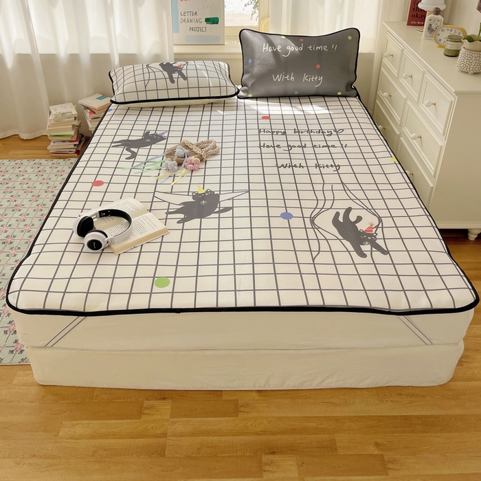 91家纺网 家纺一手货源 找家纺 顾里家纺 2025新款韩式Chic风冰感牛奶丝软席席子 会员➖5元 捕梦黑猫