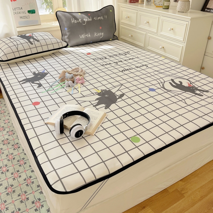 91家纺网 家纺一手货源 找家纺 顾里家纺 2025新款韩式Chic风冰感牛奶丝软席席子 会员➖5元 捕梦黑猫