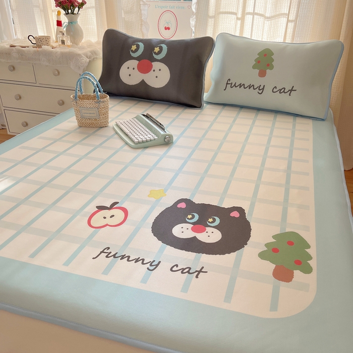 91家纺网 家纺一手货源 找家纺 顾里家纺 2025新款韩式Chic风冰感牛奶丝软席席子 会员➖5元 蓝格黑猫