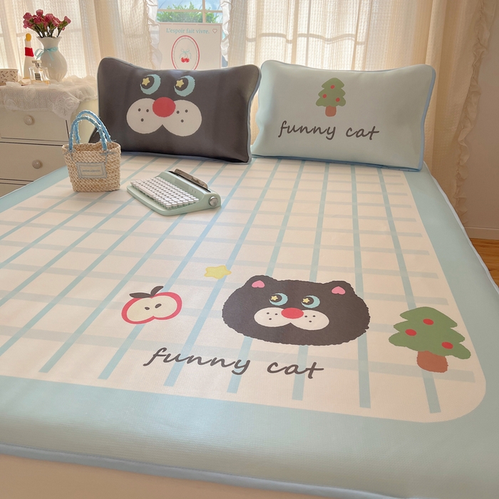 91家纺网 家纺一手货源 找家纺 顾里家纺 2025新款韩式Chic风冰感牛奶丝软席席子 会员➖5元 蓝格黑猫