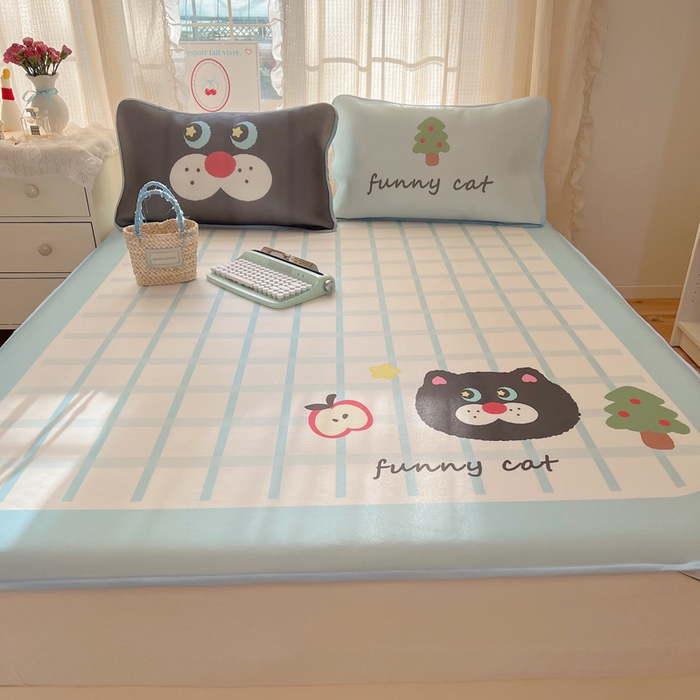 91家纺网 家纺一手货源 找家纺 顾里家纺 2025新款韩式Chic风冰感牛奶丝软席席子 会员➖5元 蓝格黑猫