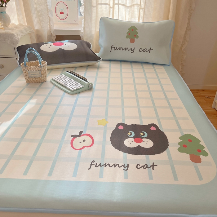 91家纺网 家纺一手货源 找家纺 顾里家纺 2025新款韩式Chic风冰感牛奶丝软席席子 会员➖5元 蓝格黑猫