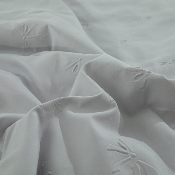 91家纺网 家纺一手货源 找家纺 宝宝纱2025新款5D压花针织水洗棉夏被 小半浅灰