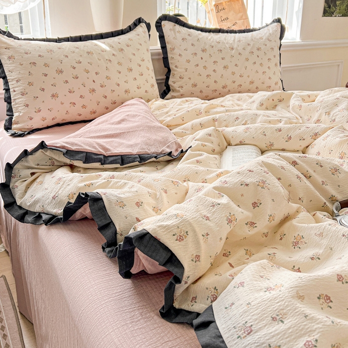 91家纺网 家纺一手货源 找家纺 一比一2025新款赫本风四件套 赫本风-梦境