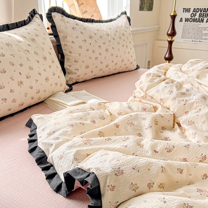 91家纺网 家纺一手货源 找家纺 一比一2025新款赫本风四件套 赫本风-梦境