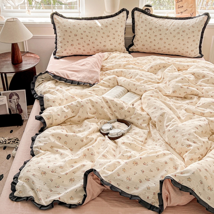 91家纺网 家纺一手货源 找家纺 一比一2025新款赫本风四件套 赫本风-梦境