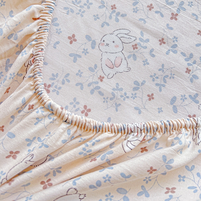 91家纺网 家纺一手货源 找家纺 妖妖2025印花水洗单床笠 乐园小兔