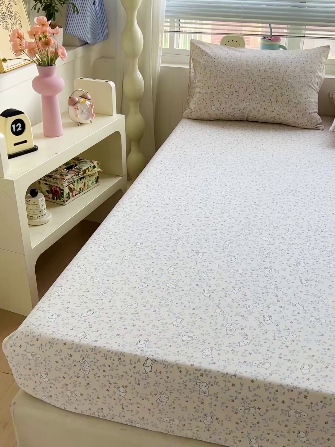 91家纺网 家纺一手货源 找家纺 妖妖2025印花水洗单床笠 乐园小兔