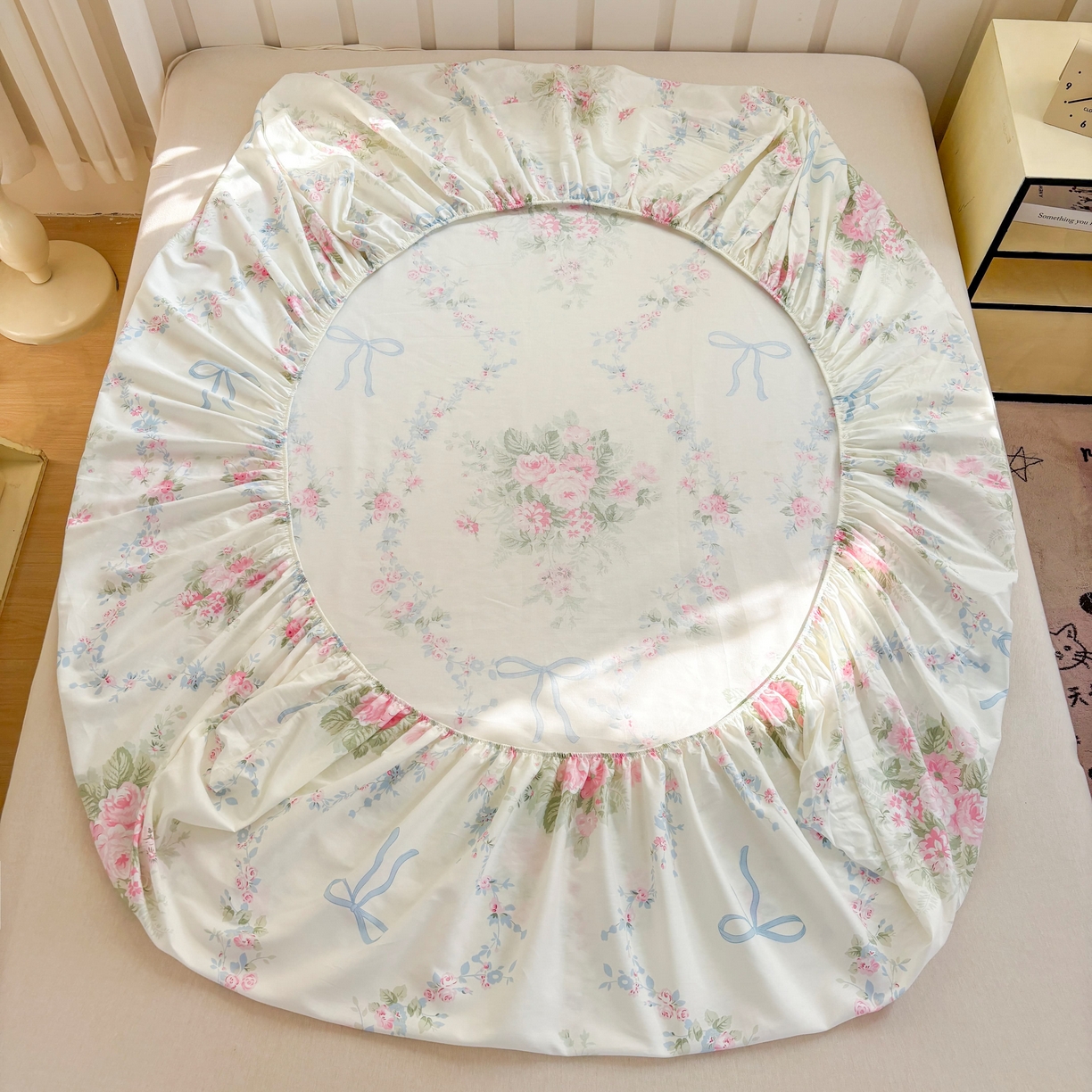 91家纺网 家纺一手货源 找家纺 大吉 2025新款全棉印花床笠 童话