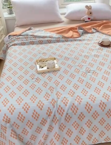 91家纺网 家纺一手货源 找家纺 畅畅家纺 2025新款A类水洗棉麻双层纱夏被四件套 长方格