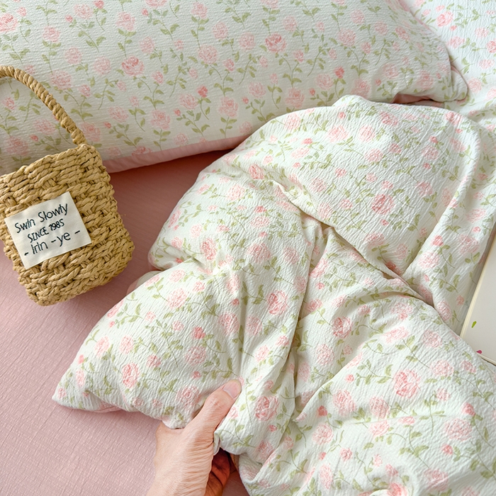 91家纺网 家纺一手货源 找家纺 竹合家纺 2025新品云感皱皱四件套跑量款小清新四件套 粉红佳人