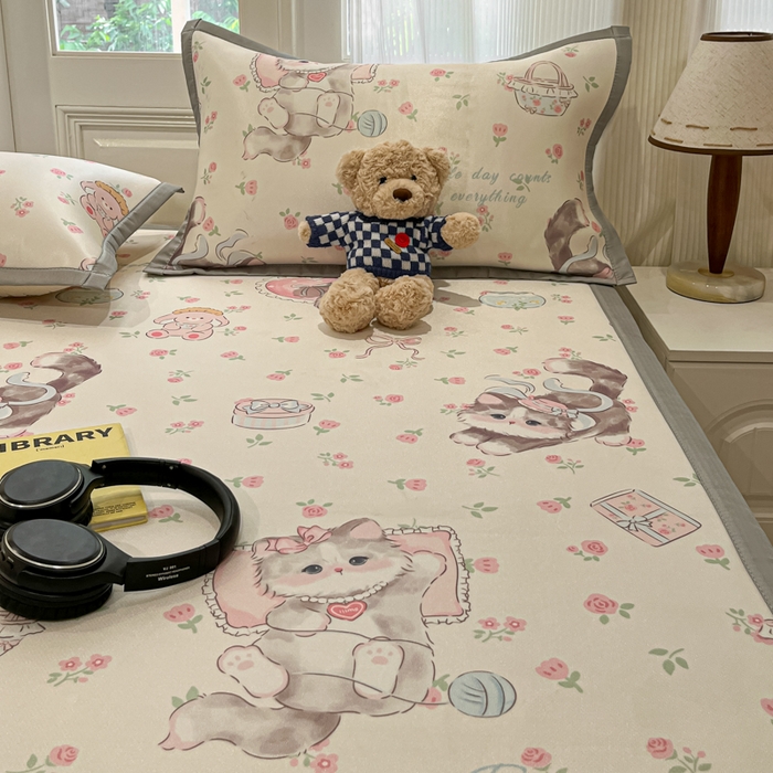 91家纺网 家纺一手货源 找家纺 （总）慕澄家纺 2025新款小清新萌宠系列碳光冰丝凉席