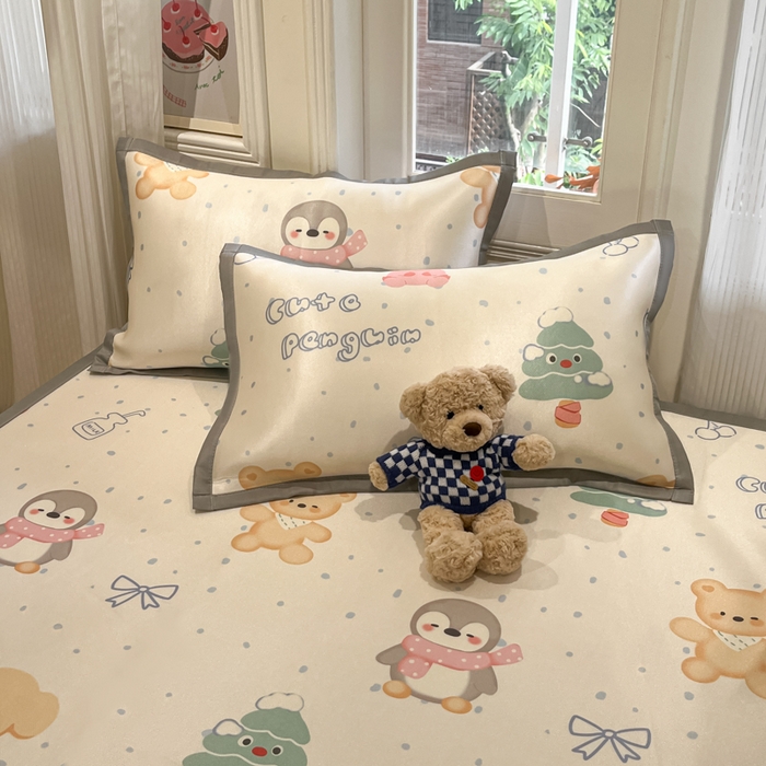 91家纺网 家纺一手货源 找家纺 慕澄家纺 2025新款小清新萌宠系列碳光冰丝凉席 宠宠企鹅