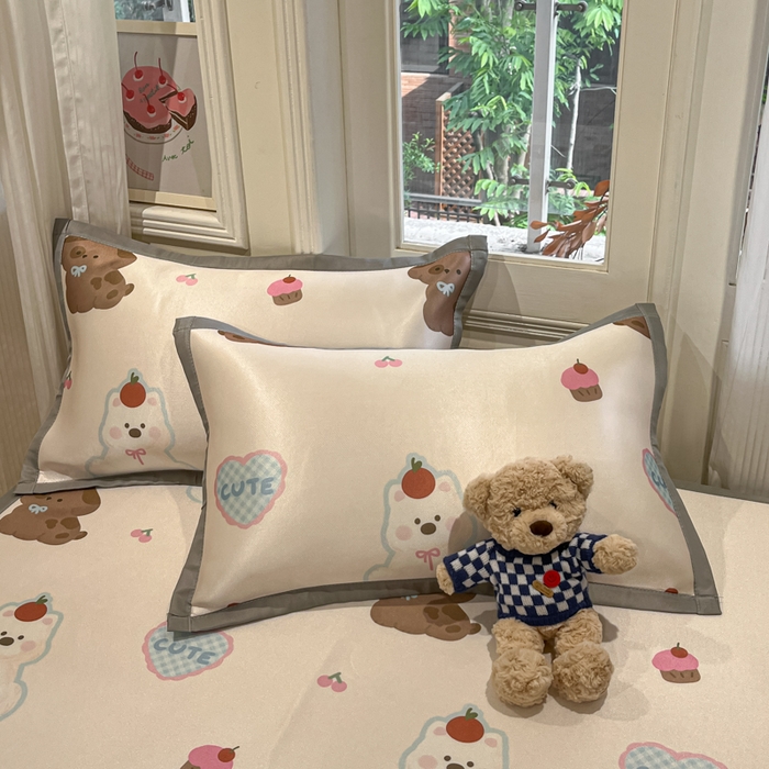 91家纺网 家纺一手货源 找家纺 慕澄家纺 2025新款小清新萌宠系列碳光冰丝凉席 蛋糕甜心犬