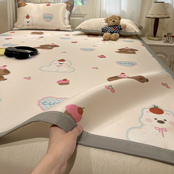 91家纺网 家纺一手货源 找家纺 慕澄家纺 2025新款小清新萌宠系列碳光冰丝凉席 蛋糕甜心犬