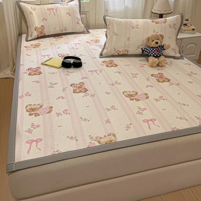 91家纺网 家纺一手货源 找家纺 慕澄家纺 2025新款小清新萌宠系列碳光冰丝凉席 花花小奶犬